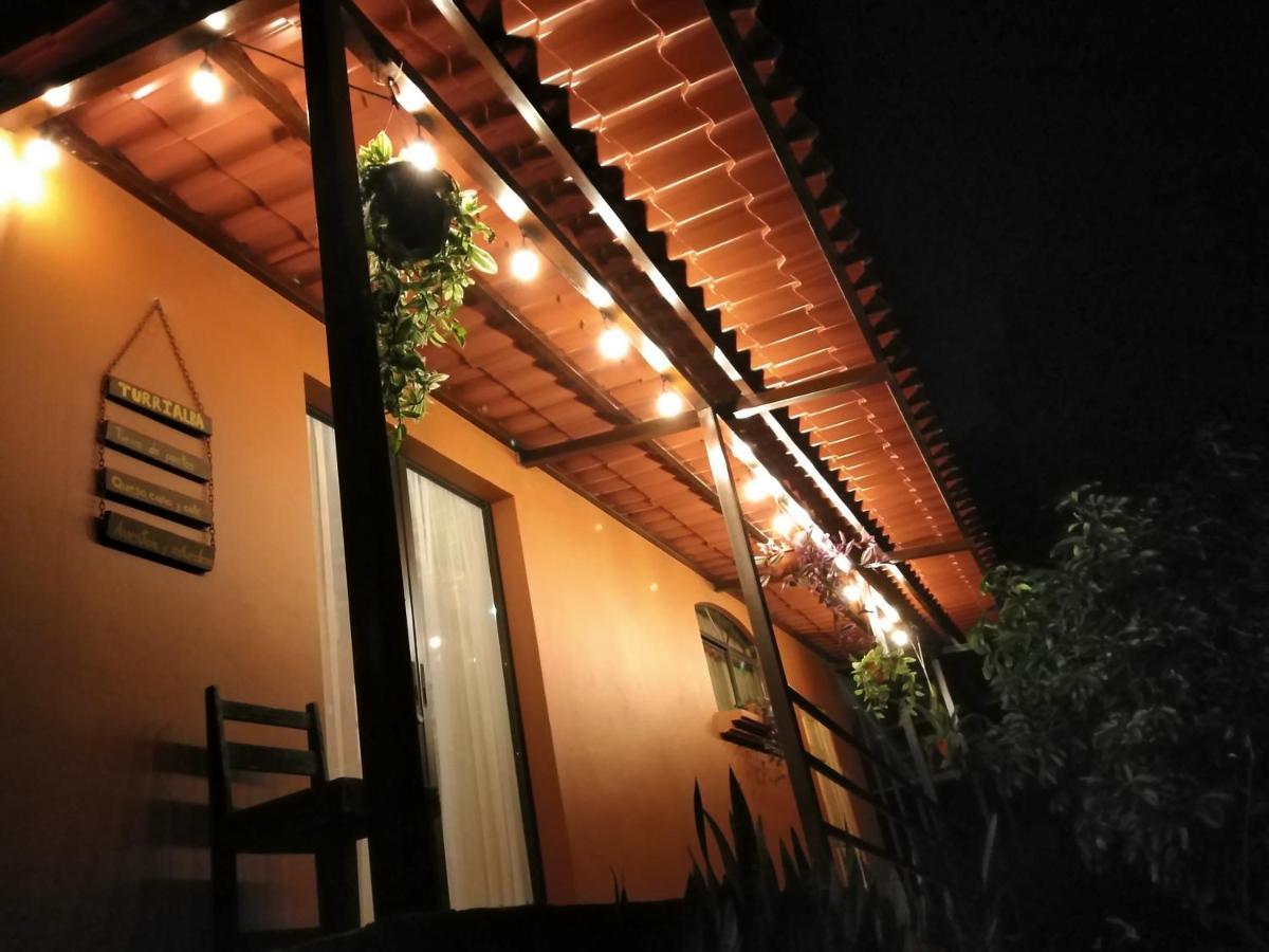 Hospedaje Amanecer Bed & Breakfast Turrialba Eksteriør bilde