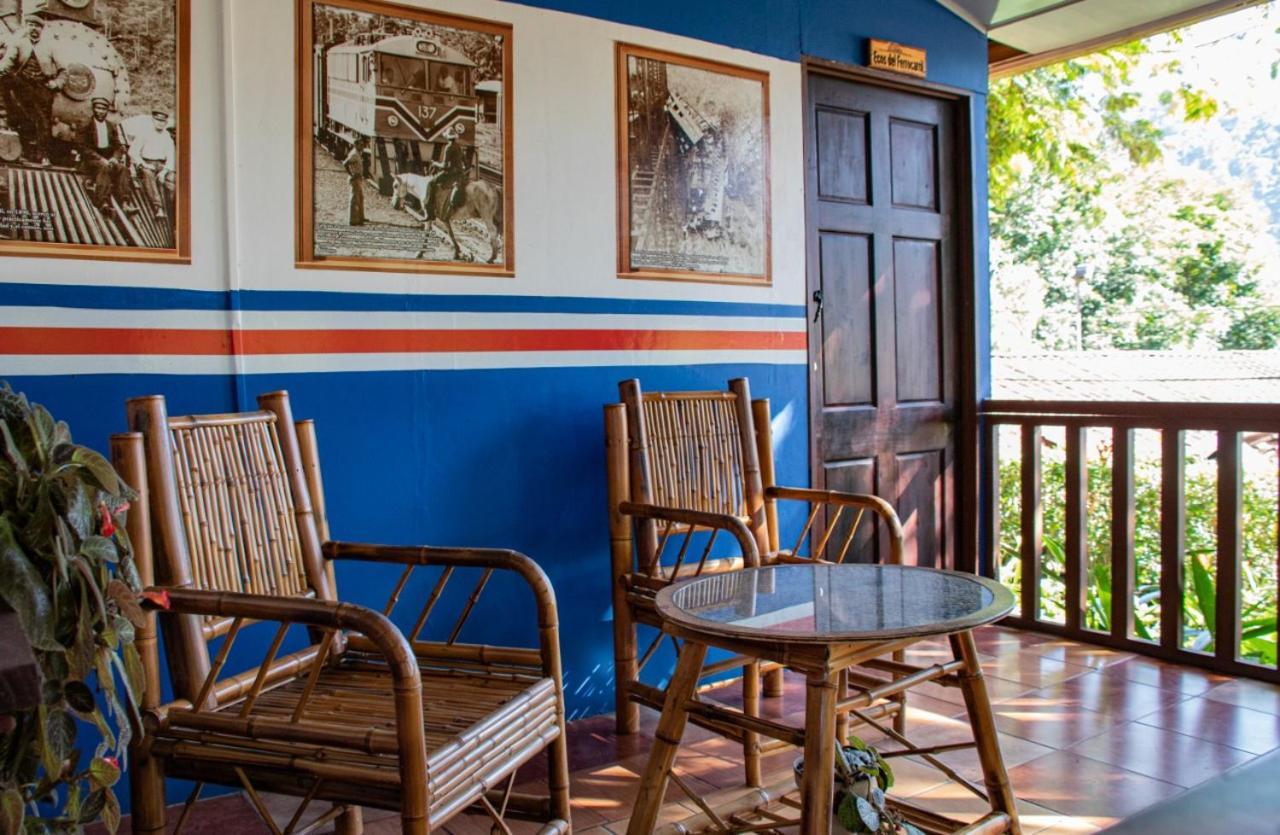 Hospedaje Amanecer Bed & Breakfast Turrialba Eksteriør bilde